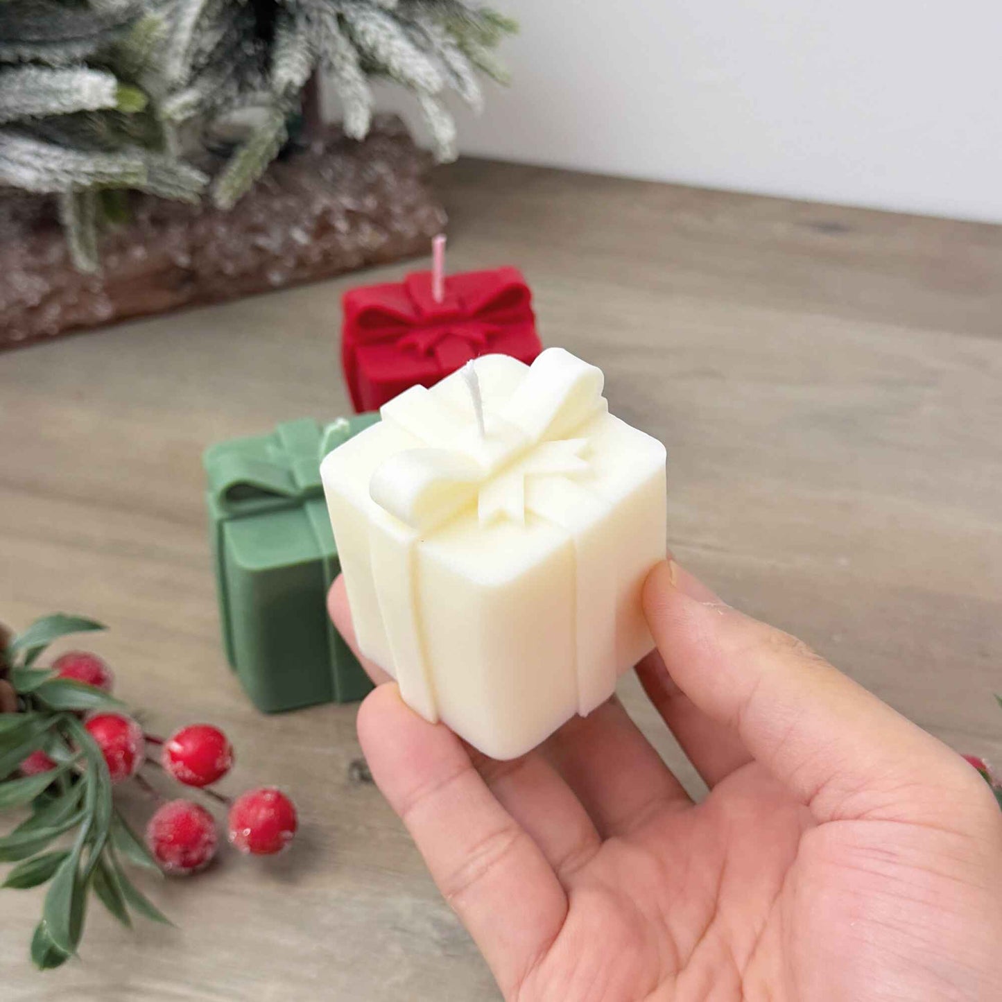 Christmas gift candle