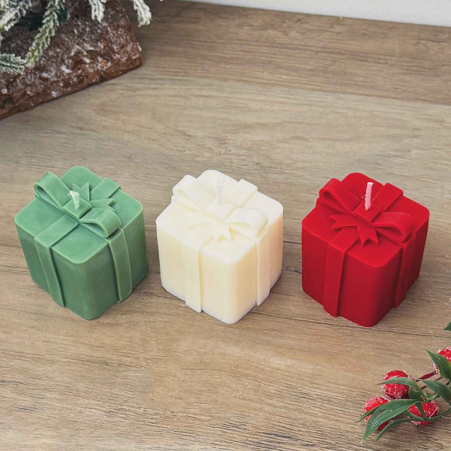 Christmas gift candle