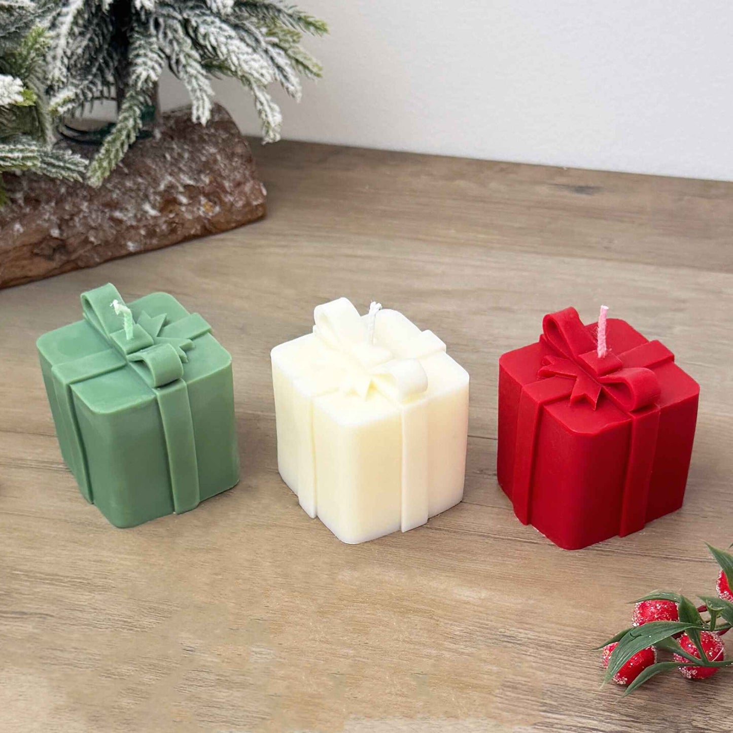 Christmas gift candle
