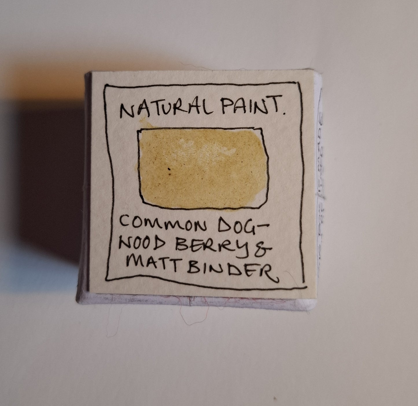 Natural handmade watercolour paint sample set with 5 colours made from garden stones, berries, and plants – eco-friendly, sustainable, handmade art supplies, perfect gift for artists