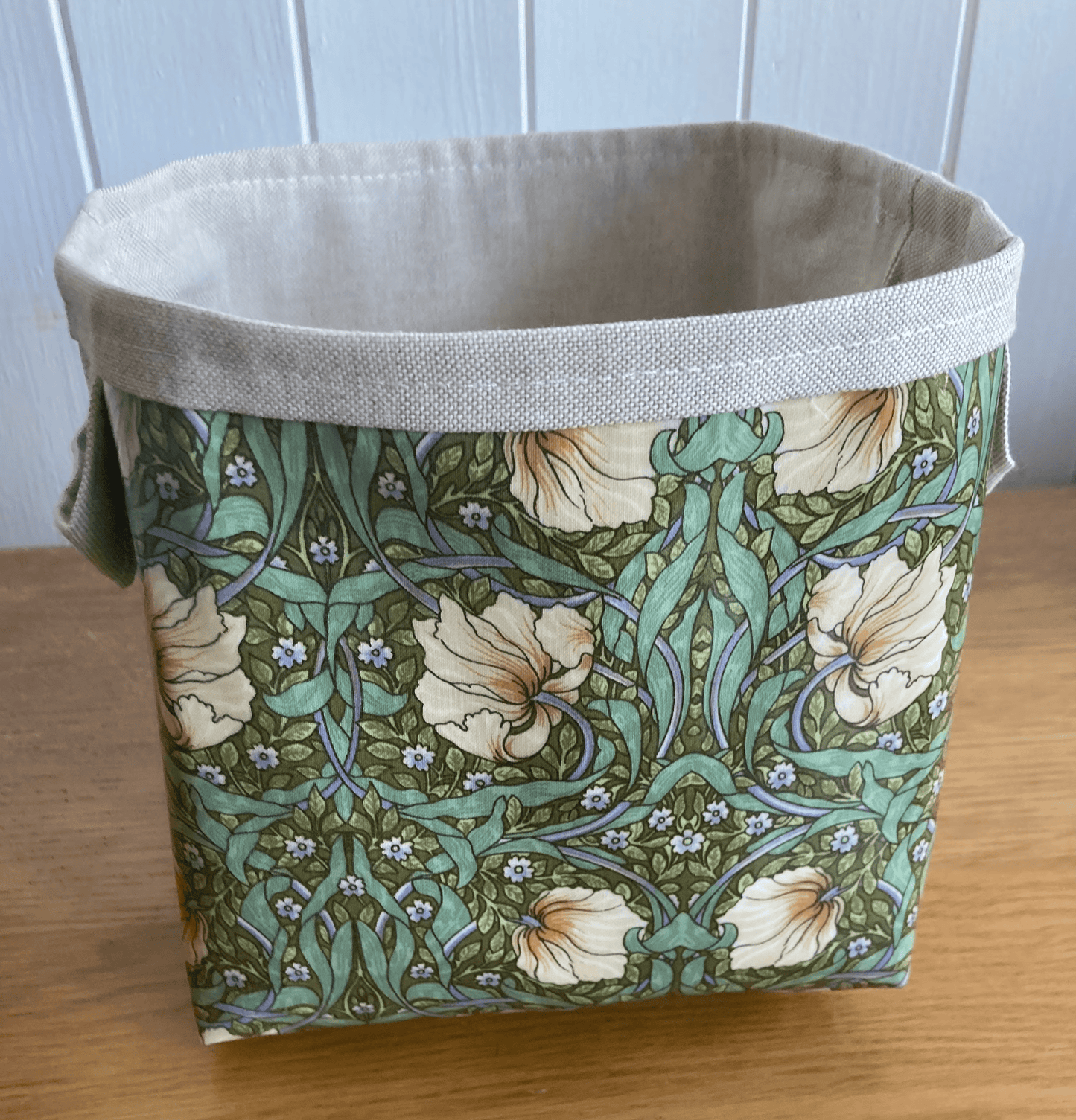 Small Storage Basket Fabric Oilcloth William Morris Pimpernel – Green