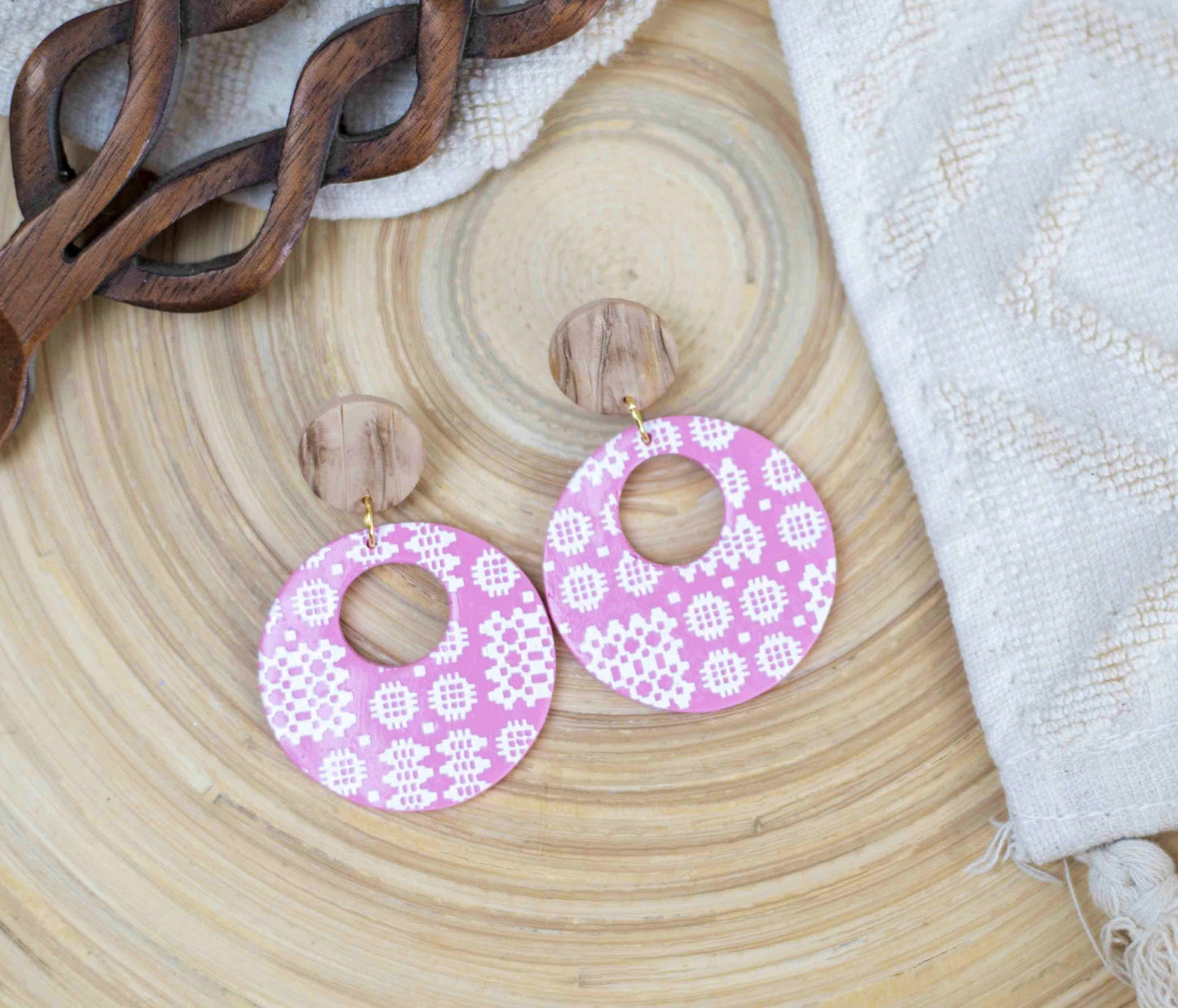 Circle Carthen earrings