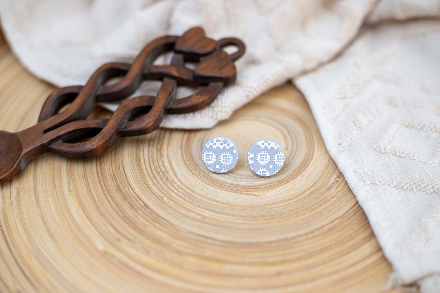 Carthen stud earrings