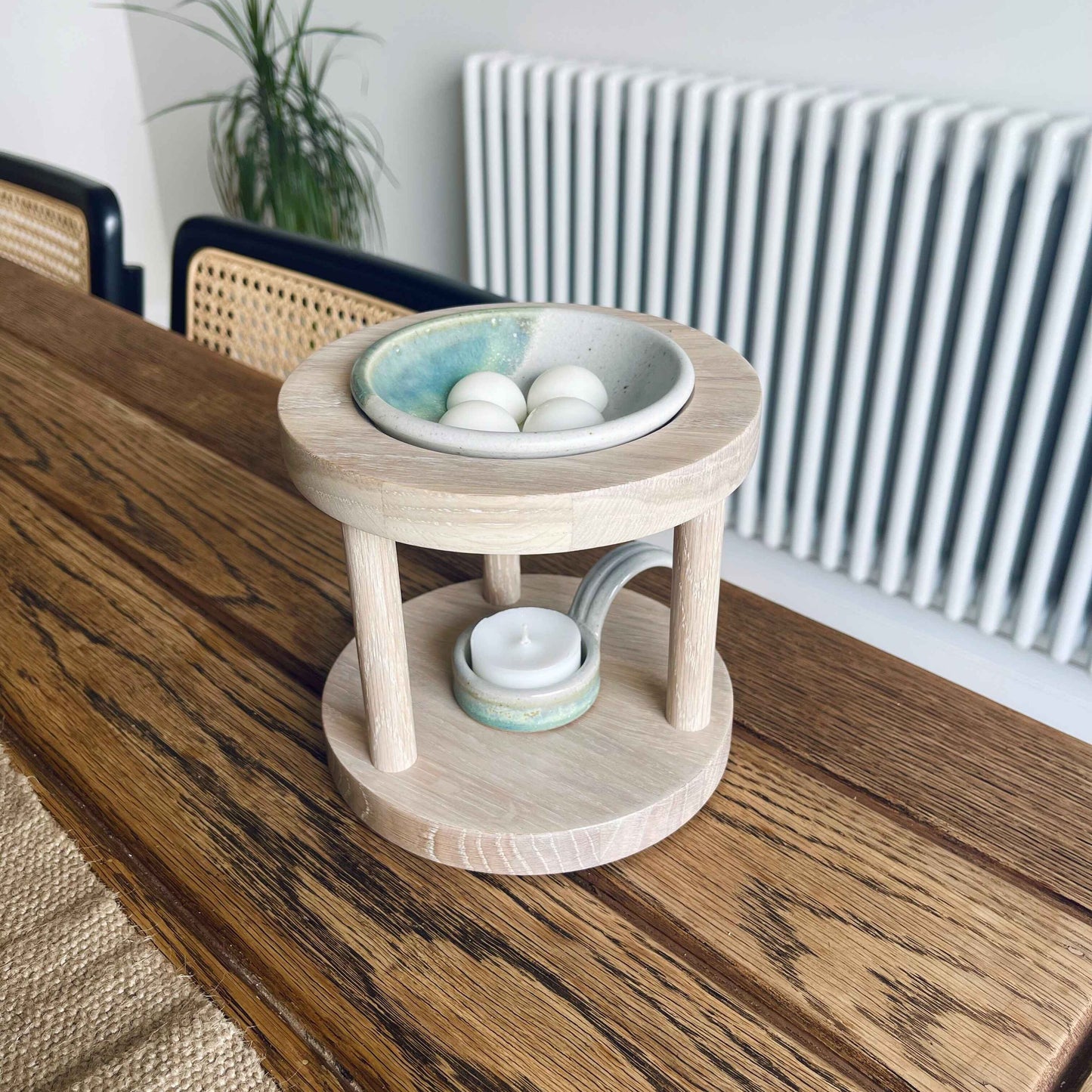 The Round Oak Wax Melt Burner