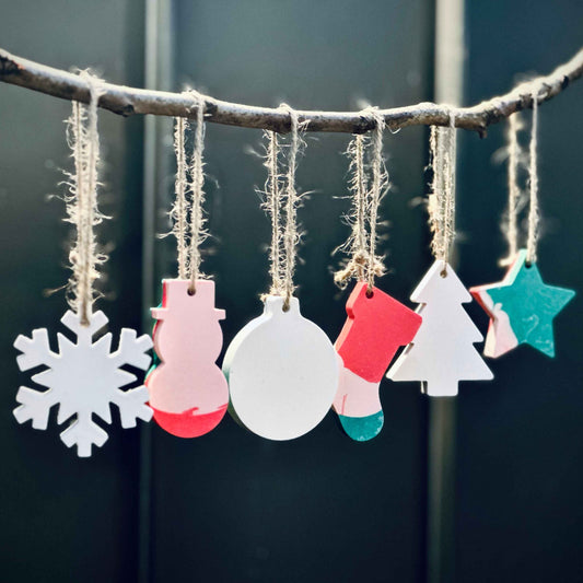 Hanging Christmas tree decorations