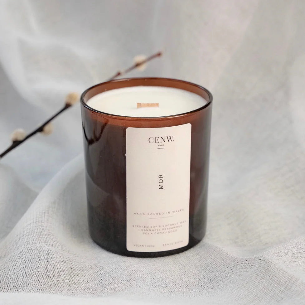 Handmade Welsh soy candle with sea salt fragrance notes