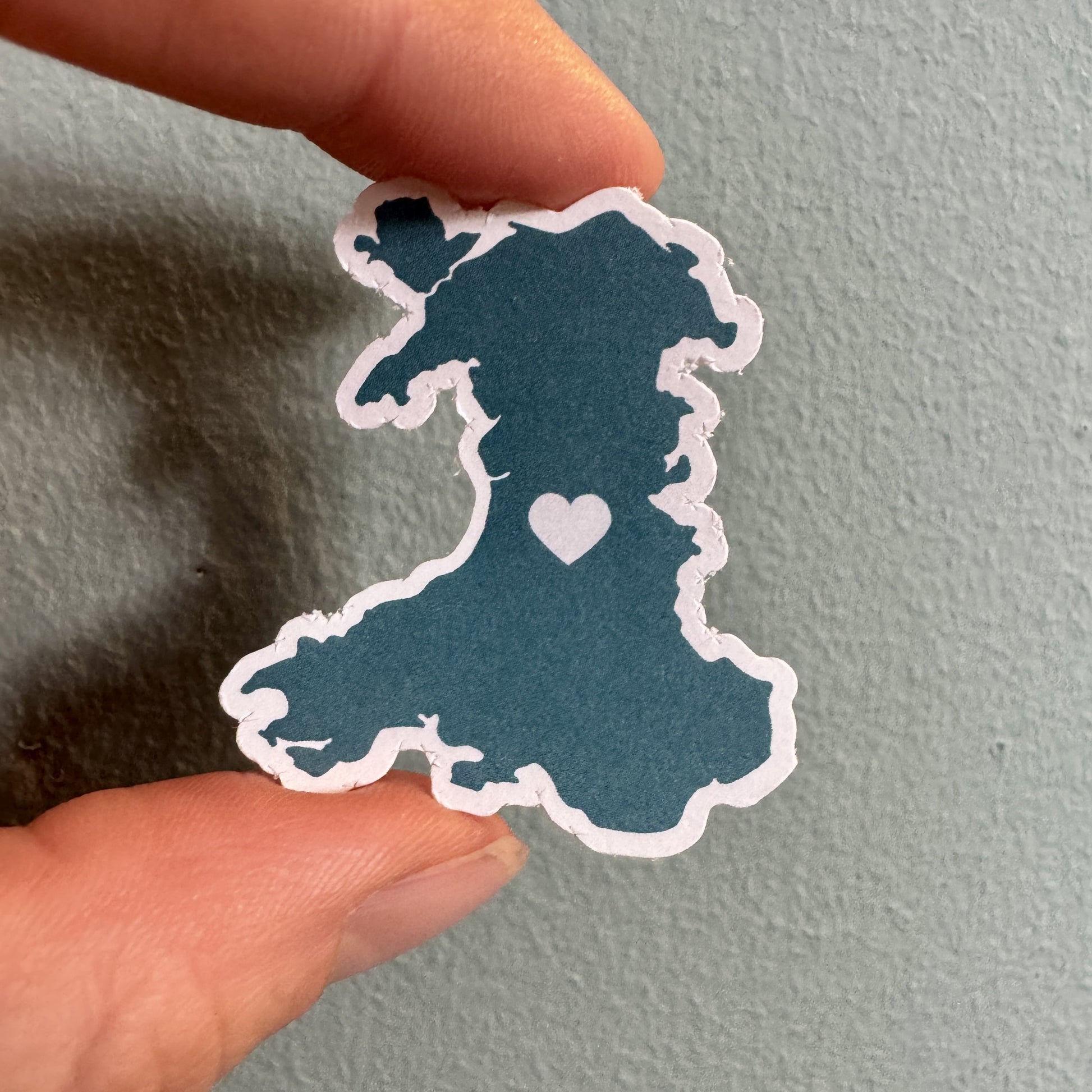 Made to Explore text sticker on eco white vinyl – adventure-themed typography sticker